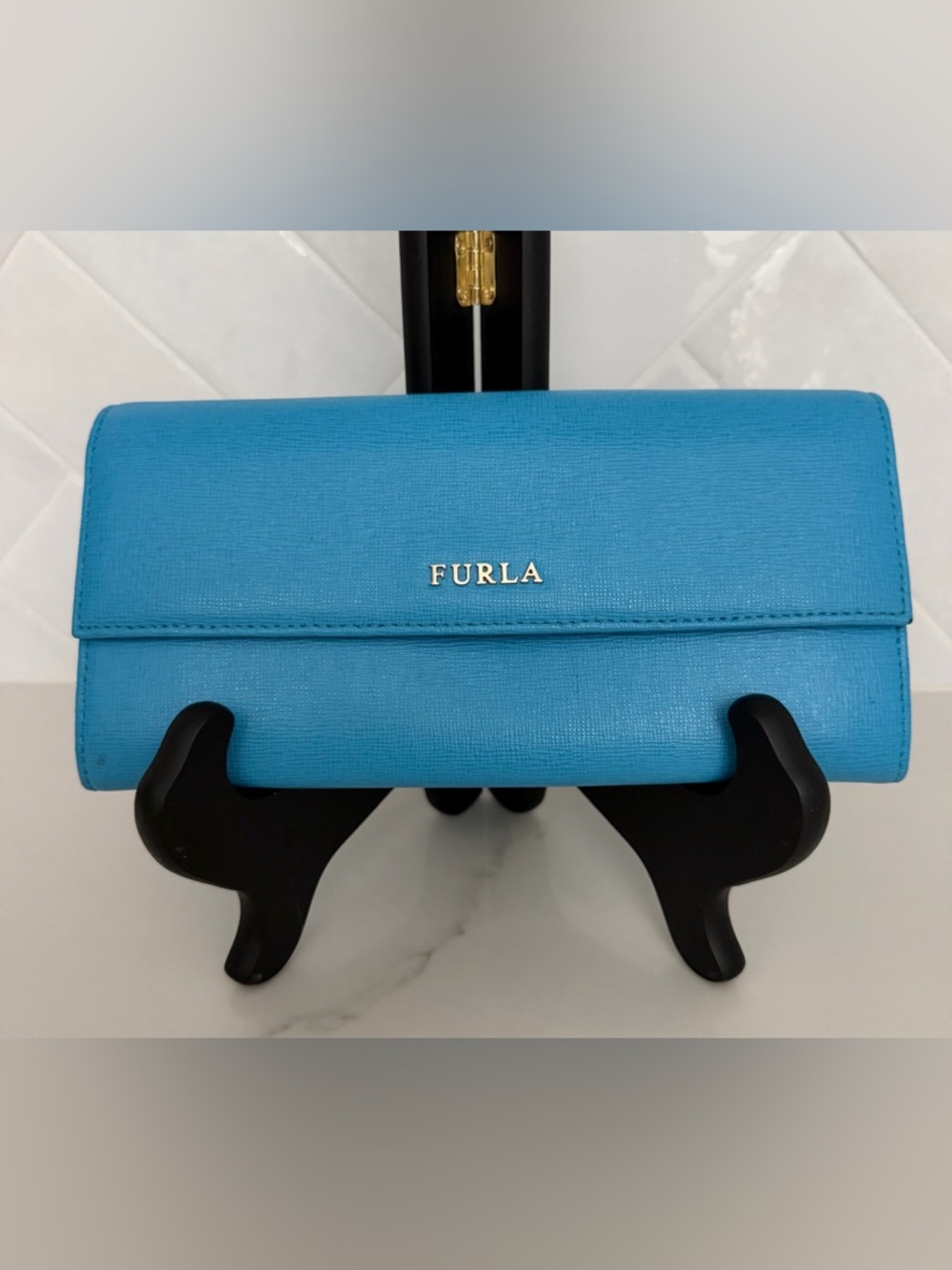 Furla Bright Turquoise Saffiano Leather Wallet with Silver Logo